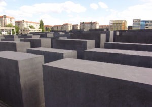 Antissemitismo está enraizado na sociedade alemã, aponta estudo