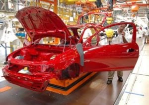 Indústria volta a mostrar sinais de desaquecimento em dezembro