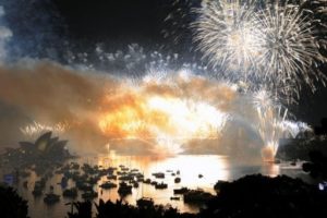 O Mundo dá as boas vindas a 2012