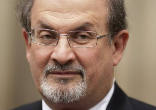 Salman Rushdie, um gigante literário ainda cercado por preconceitos