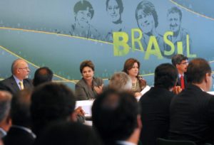 Obras de mobilidade para a Copa empacam