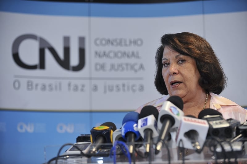 ‘Calmon tem postura forte e sabe que está acuada politicamente’