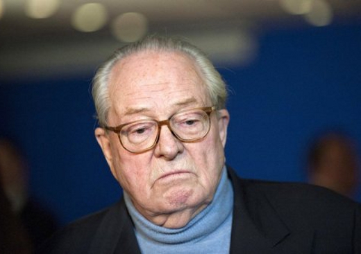 Jean-Marie Le Pen condenado a três meses de prisão