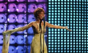 Morre Whitney Houston, diva da música pop americana