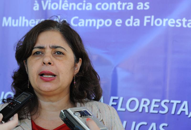 'Não há investimentos para mulheres'
