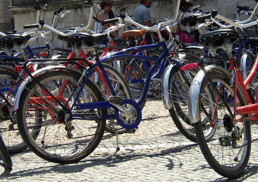 Cidade negligencia seus ciclistas em favor dos carros 