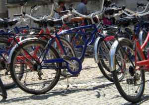 Cidade negligencia seus ciclistas em favor dos carros 
