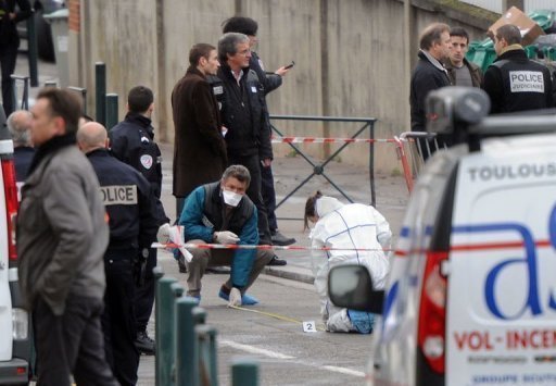 Ataque a escola judaica deixa 4 mortos