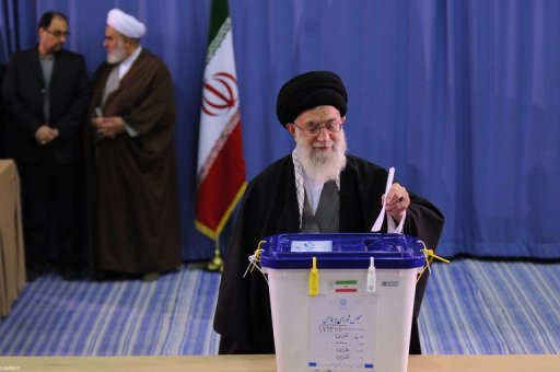 Ahmadinejad deve enfrentar parlamento mais hostil
