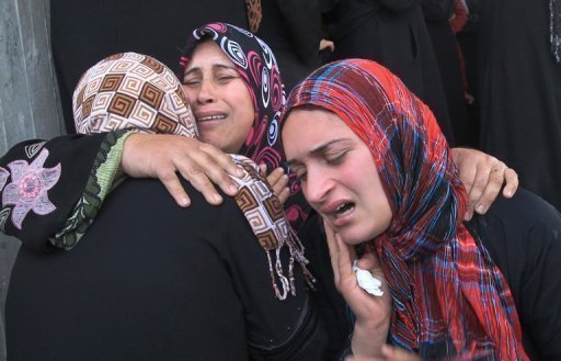 Bombardeios israelenses matam dois palestinos