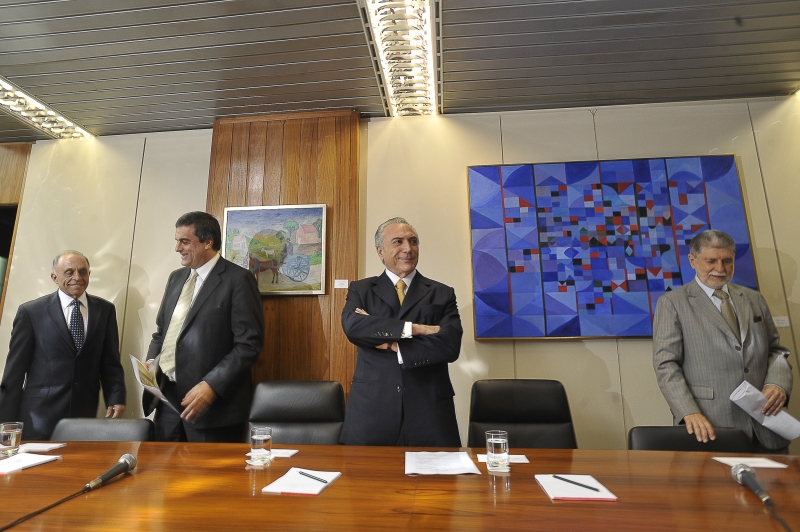 PMDB reclama de tratamento 