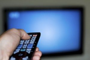 SKY contra a lei da Tevê Paga 