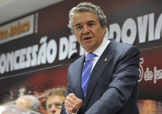 Parlamentares da bancada religiosa pedem impeachment de ministro do STF