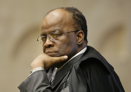 Joaquim Barbosa defende reação do TSE a investidas de militares: ‘olho vivo neles’