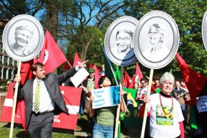 Na visita de Dilma, manifestantes relembram mártires da Amazônia