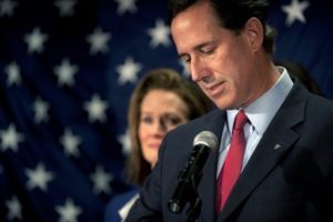 Santorum desiste da disputa pela indicação republicana 