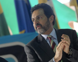 STJ rejeita pedido de prisão contra governador do DF Agnelo Queiroz