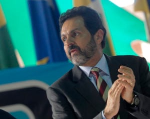 STJ rejeita pedido de prisão contra governador do DF Agnelo Queiroz