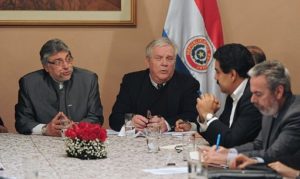 Paraguai: Presidente Fernando Lugo tenta frear impeachment relâmpago
