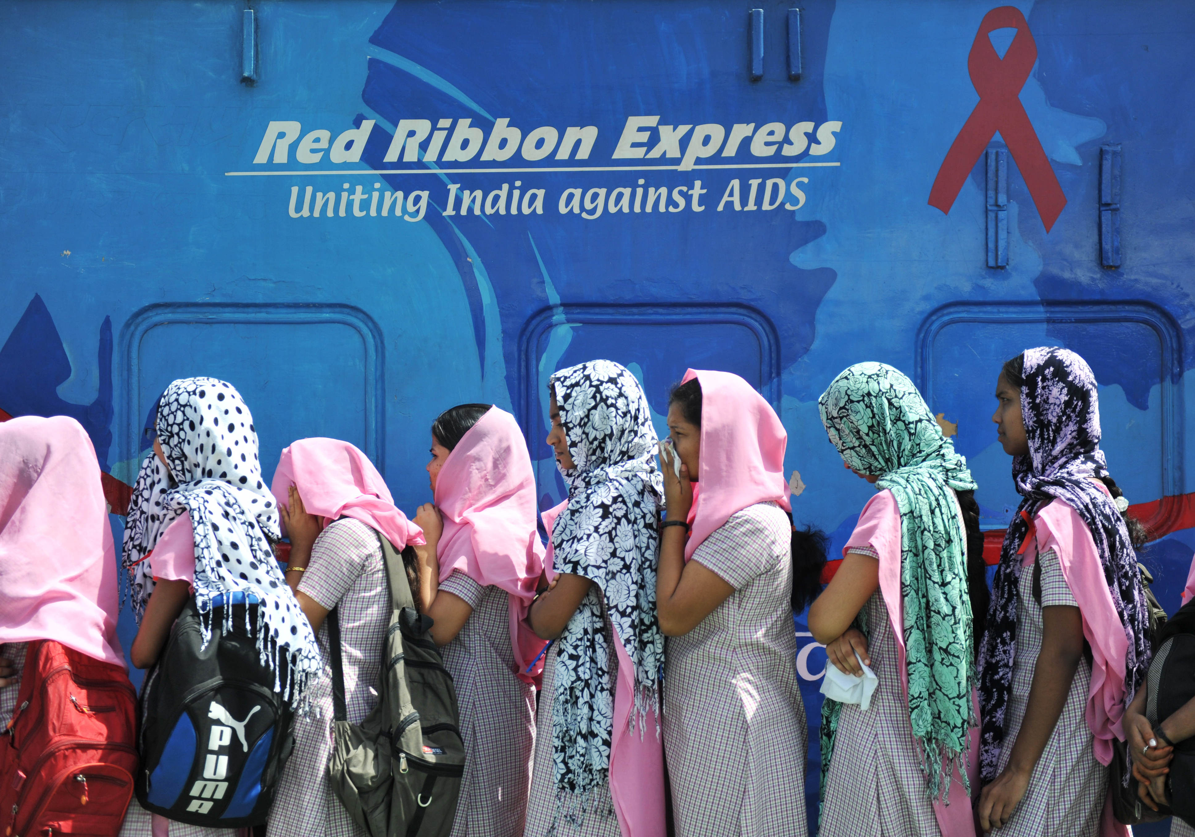 Ano de 2024 é decisivo para que aids deixe de ser ameaça, diz Unaids