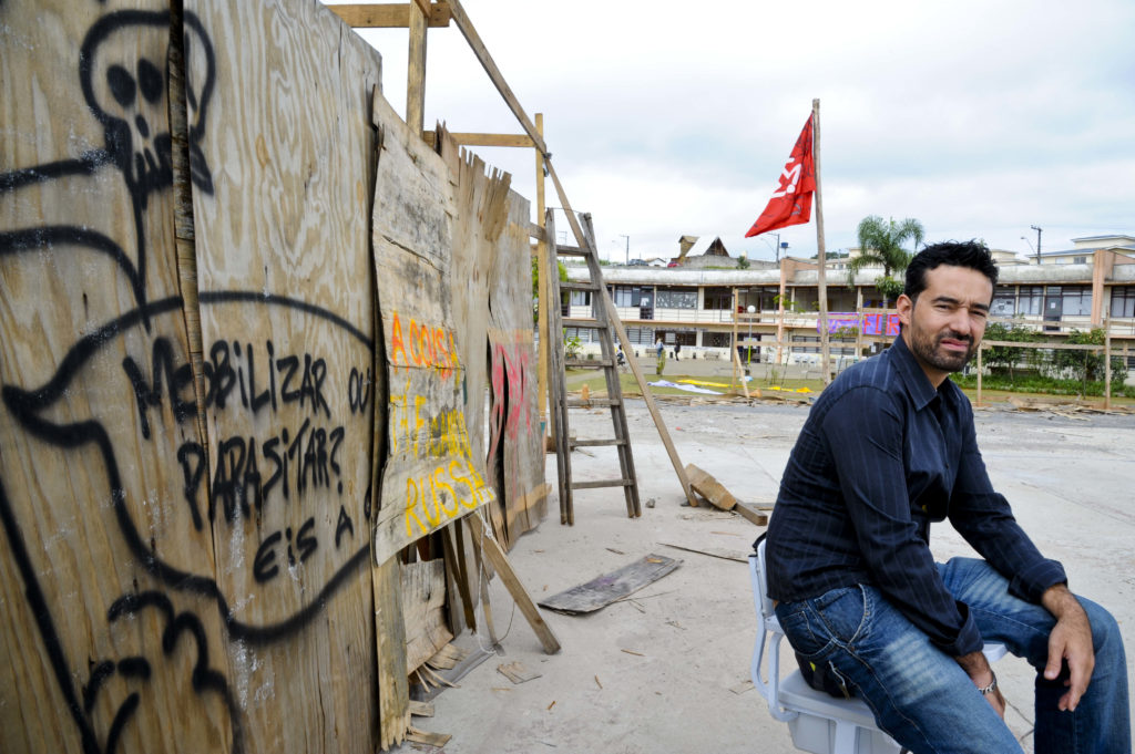 Governo vacila nas negociações e 51 universidades estão em greve