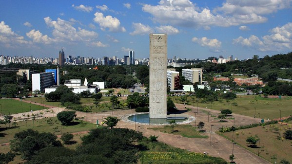 Justiça anula expulsão de aluno da USP