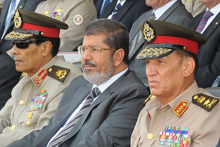 A primeira crise política do novo presidente do Egito
