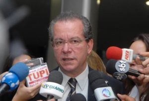 Ex-senador do PSDB defende desistência de Doria: ‘Não anda’