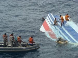 Justiça francesa absolve Airbus e Air France por acidente do voo Rio-Paris em 2009