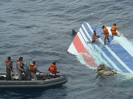 Fatores técnicos e humanos provocaram queda do voo 447 da Air France