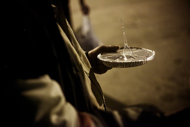 A solução é negar um prato de comida?