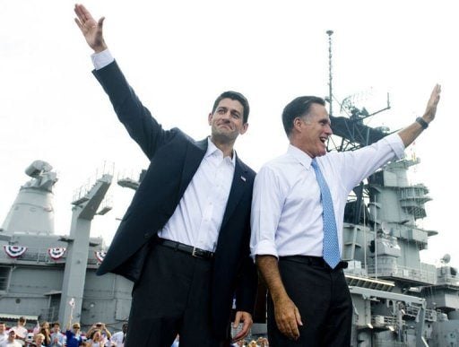 Mitt Romney apresenta seu vice como 'líder intelectual'