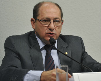 Na CPI, Pagot reduz o tom contra PT e PSDB