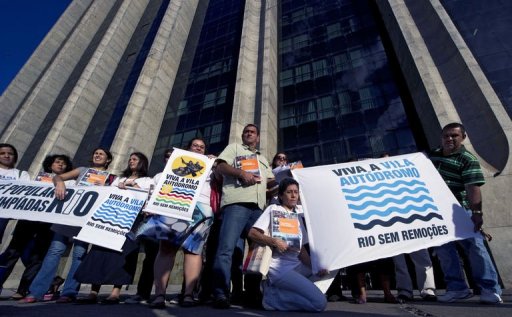 Comunidade carioca resiste ao desalojamento por obras dos Jogos
