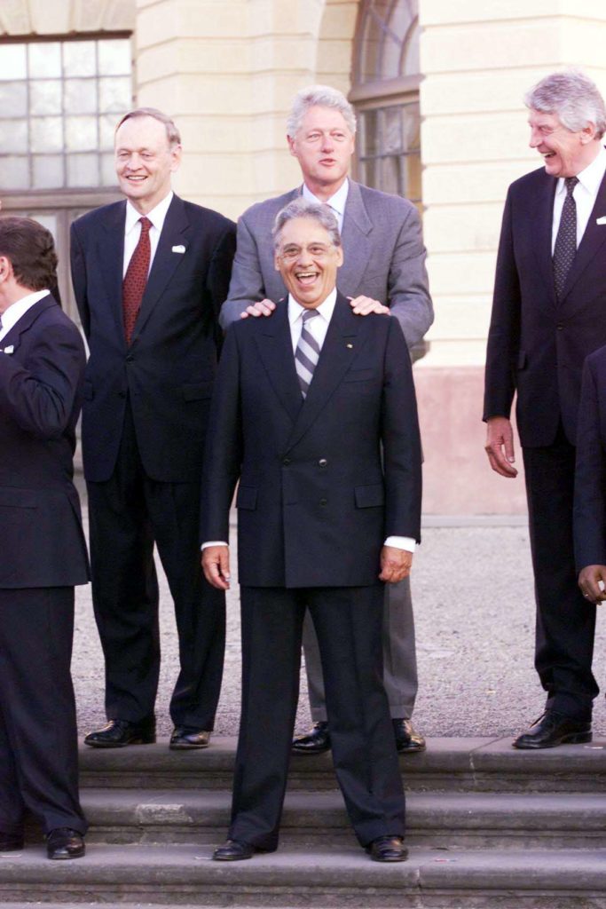 A mídia e os políticos