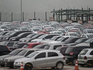 Vendas de veículos batem recorde em agosto por causa de IPI menor, diz Anfavea