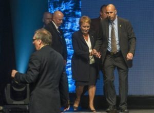 Festa da vitória de separatistas em Quebec acaba em tiroteio