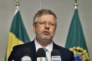 'Quanto menos o governo se meter, melhor', diz Marco Maia