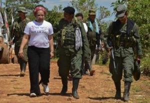 FARC insistem na proposta de trégua durante diálogo de paz da Colômbia