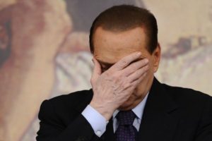 Tribunal muda pena de Berlusconi de 4 anos para 1 ano