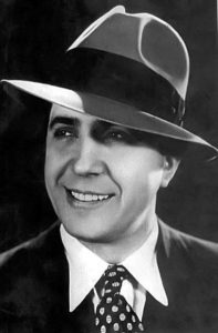Passado de golpes é a origem da dúvida sobre o nascimento de Carlos Gardel, diz jornal