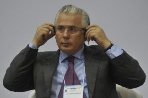 Corrupção deve ser tratada como crime internacional, diz Baltasar Garzón