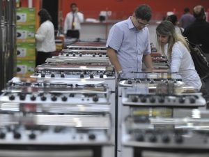Jovens e idosos da periferia formam a base da nova Classe Média