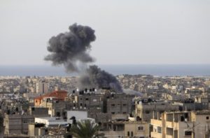 Foguete palestino cai perto de Jerusalém