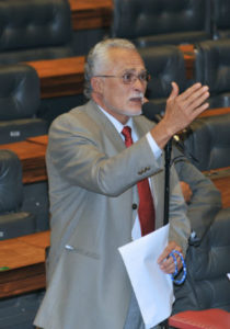Genoino viverá