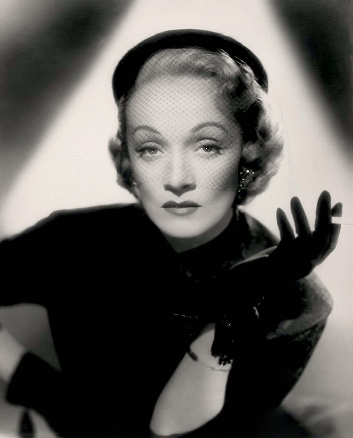 Marlene Dietrich. Diva exótica, lânguida, sensual 