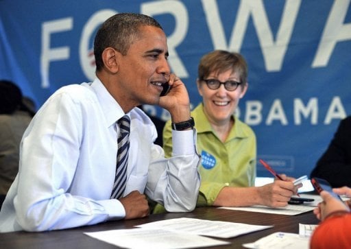 Obama chora ao agradecer trabalho de voluntários