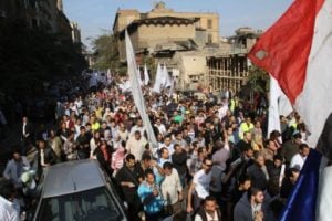 Projeto de Constituição do Egito é adotado e será submetido a referendo