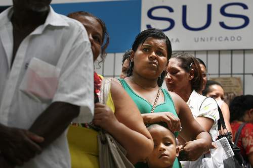 O SUS cercado pelo mercado 