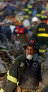 Exposição a poeira fez os bombeiros do 11 de setembro desenvolverem câncer mais cedo
